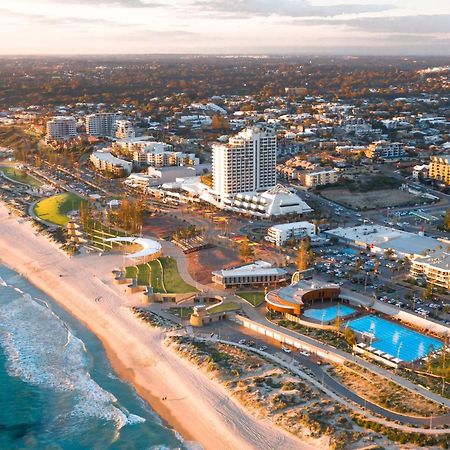 Rendezvous Hotel Perth Scarborough Экстерьер фото