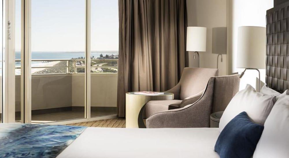 Rendezvous Hotel Perth Scarborough Экстерьер фото
